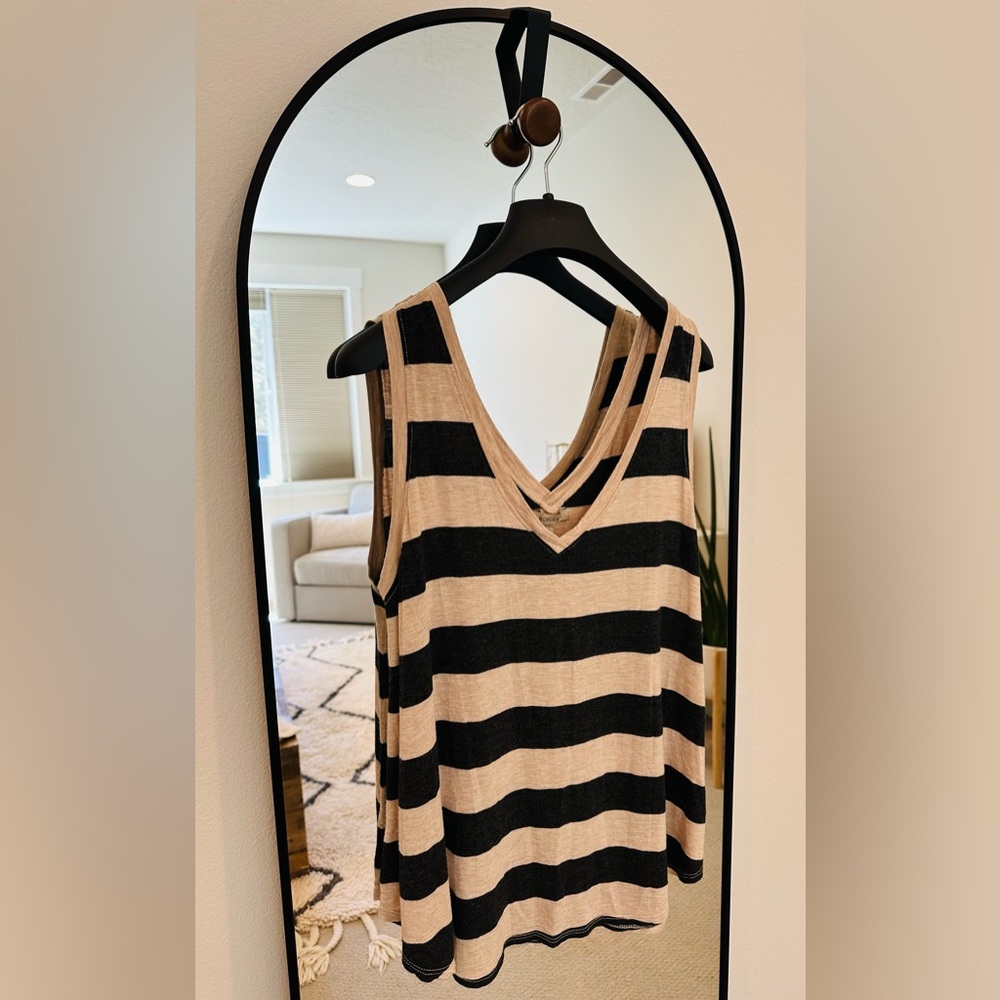 Anthropologie Bordeaux Striped V-Neck Tank Top Size S-P